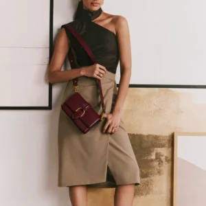 Peonii Crossbody Bag